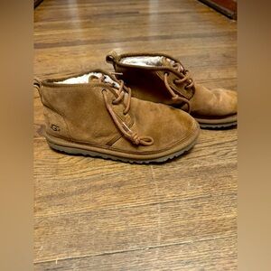 UGG Neumel US 9 Chestnut Tan Suede Boots Women’s